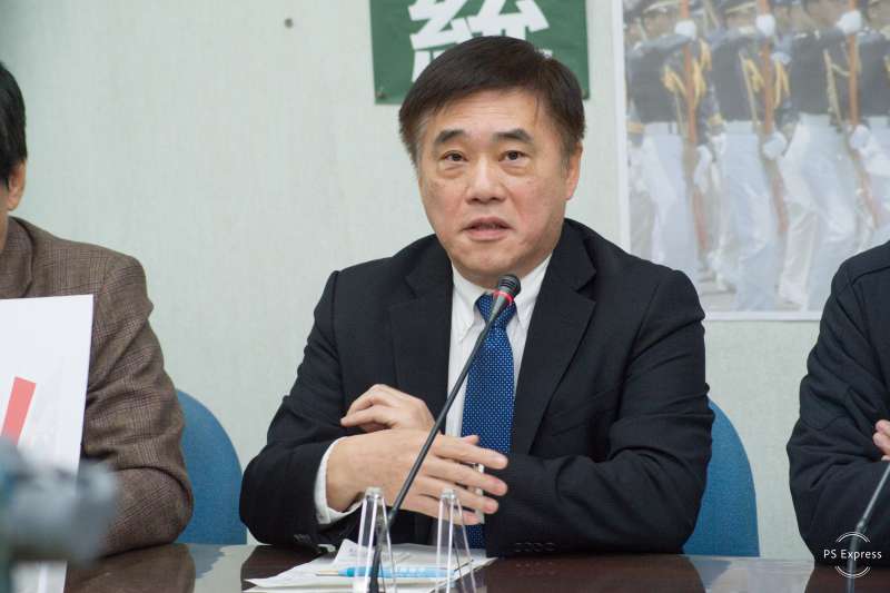 20190111-「保東廠整陸官 民進黨黑白不分」記者會,國民黨副主席郝龍斌。(甘岱民攝) 20190111-「保東廠整陸官 民進黨黑白不分」記者會,國民黨副主席郝龍斌。(甘岱民攝)