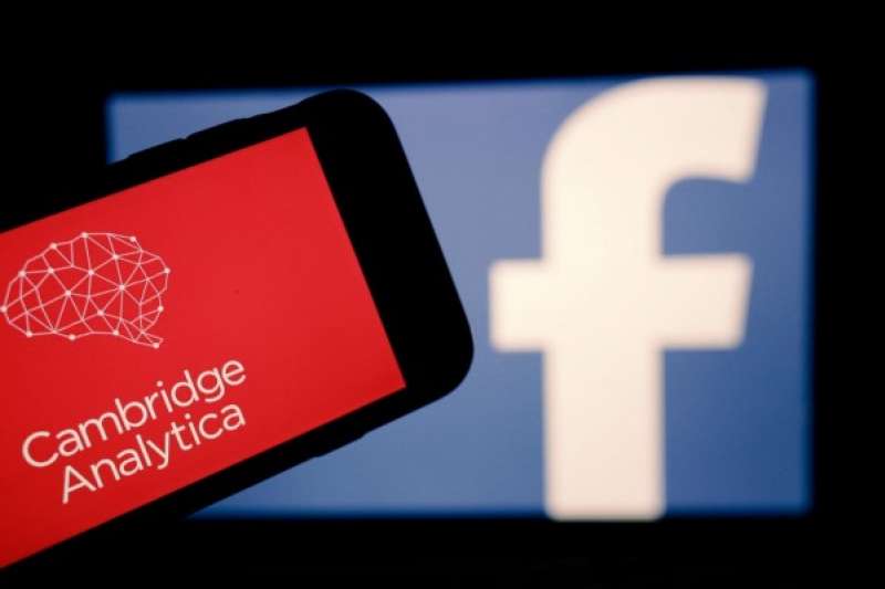 劍橋分析公司去年濫用8,700萬用戶資料後倒閉,害Facebook遭開罰50萬英鎊。(圖/取自shutterstock,數位時代提供) 劍橋分析公司去年濫用8,700萬用戶資料後倒閉,害Facebook遭開罰50萬英鎊。(圖/取自shutterstock,數位時代提供)