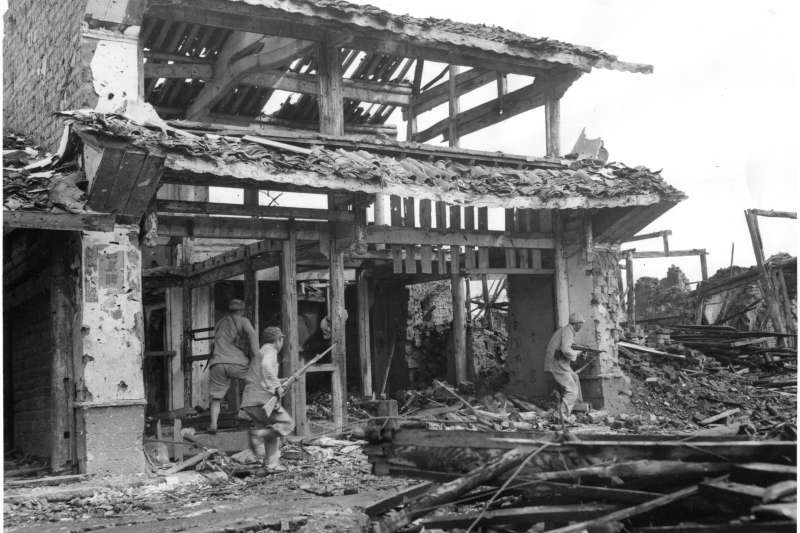 ssaa--aa-1944年反攻雲南騰衝的中國遠征軍官兵,確實為在國內戰場上丟盔棄甲的國軍將士挽回了一些顏面,讓中華民國在擊敗日本的軍事貢獻上不會輸給自由波蘭。(作者提供) ssaa--aa-1944年反攻雲南騰衝的中國遠征軍官兵,確實為在國內戰場上丟盔棄甲的國軍將士挽回了一些顏面,讓中華民國在擊敗日本的軍事貢獻上不會輸給自由波蘭。(作者提供)