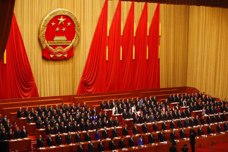 李克強5日上午在北京人民大會堂發表《政府工作報告》。(美聯社) 李克強5日上午在北京人民大會堂發表《政府工作報告》。(美聯社)
