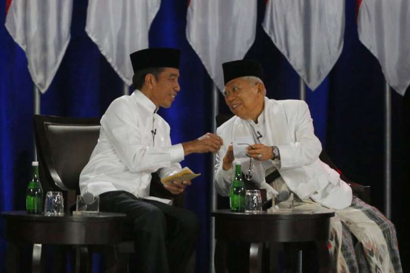 佐科威與他的競選副手阿敏。(美聯社) 佐科威與他的競選副手阿敏。(美聯社)