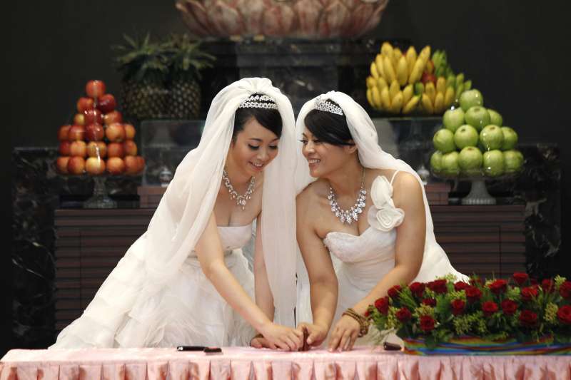 台灣同性婚姻合法化,同婚專法(AP) 台灣同性婚姻合法化,同婚專法(AP)