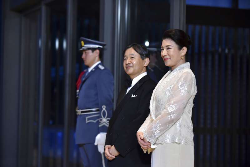 日本德仁天皇夫婦。(美聯社) 日本德仁天皇夫婦。(美聯社)