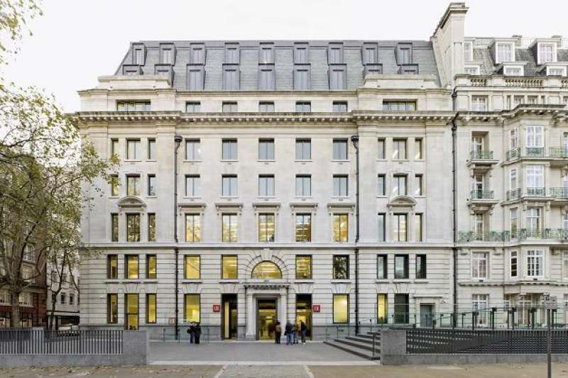 倫敦政經學院(LSE)法學院(Mulloom2@Wikipedia / GFDL) 倫敦政經學院(LSE)法學院(Mulloom2@Wikipedia / GFDL)