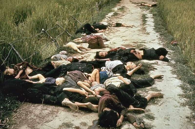 越戰時期「美萊村大屠殺」(My Lai Massacre)(Wikipedia / Public Domain) 越戰時期「美萊村大屠殺」(My Lai Massacre)(Wikipedia / Public Domain)