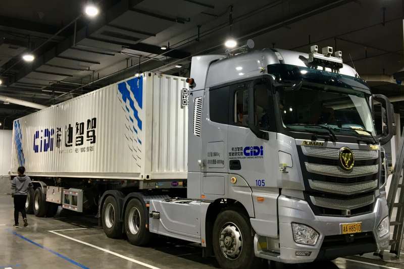 湖南長沙市智慧網聯汽車測試區內的智慧重卡。(新華社) 湖南長沙市智慧網聯汽車測試區內的智慧重卡。(新華社)