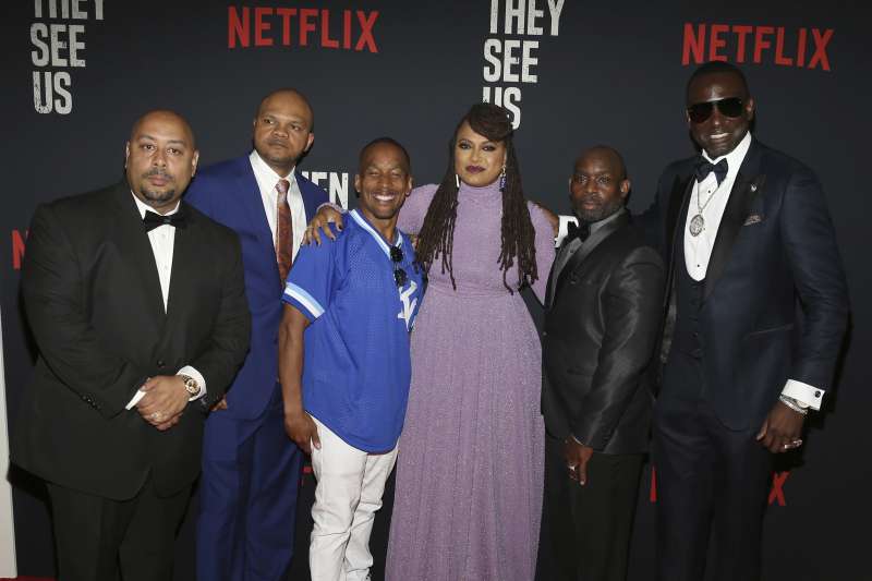 《別人眼中的我們》（When They See Us）導演阿娃杜威內（Ava DuVernay）與「中央公園五人組」（The Central Park Five）（AP）