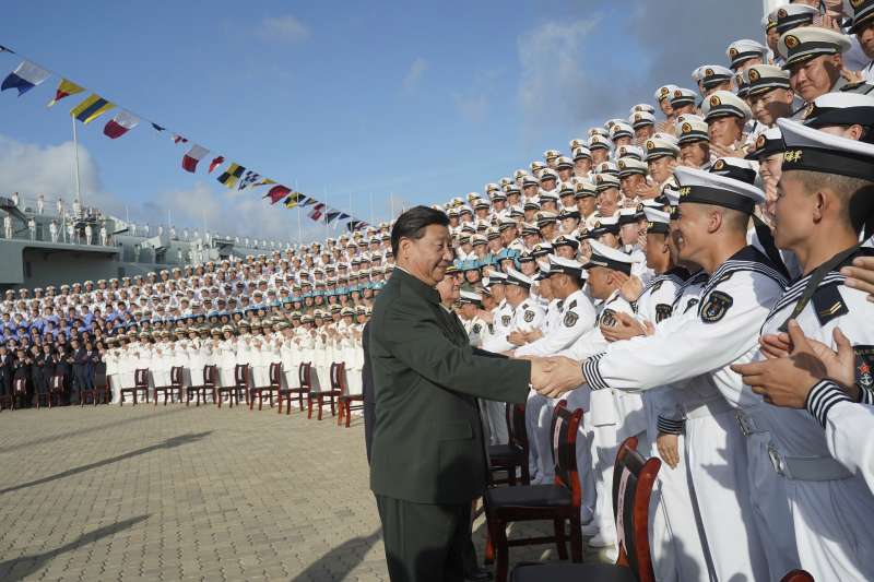 2019年12月,習近平主持中國第一艘國產航空母艦「山東號」下水典禮(AP) 2019年12月,習近平主持中國第一艘國產航空母艦「山東號」下水典禮(AP)