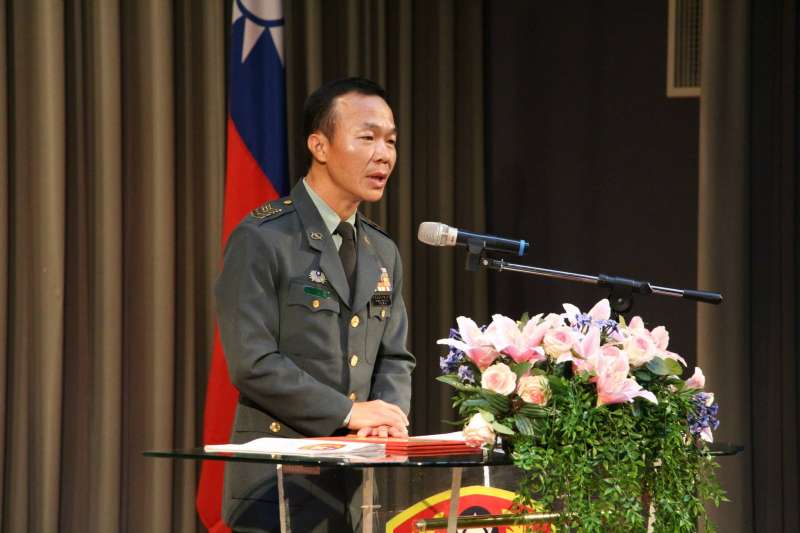 因黑鷹直升機失事殉職的國防部總士官長韓正宏。(取自國防部發言人臉書專頁) 因黑鷹直升機失事殉職的國防部總士官長韓正宏。(取自國防部發言人臉書專頁)