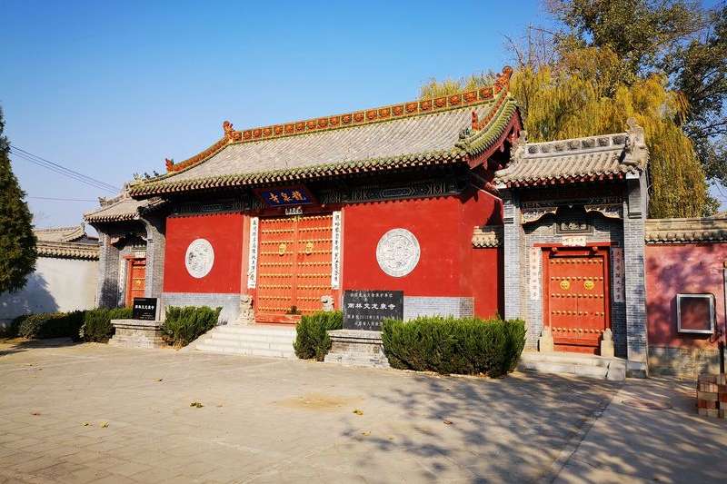 山西省曲沃縣南林交村龍泉寺是一座元代寺廟,在被認養後不僅擺脫了瀕臨倒塌的命運,而且從原來的縣級文物保護單位升格為全國重點文物保護單位。(新華社) 山西省曲沃縣南林交村龍泉寺是一座元代寺廟,在被認養後不僅擺脫了瀕臨倒塌的命運,而且從原來的縣級文物保護單位升格為全國重點文物保護單位。(新華社)