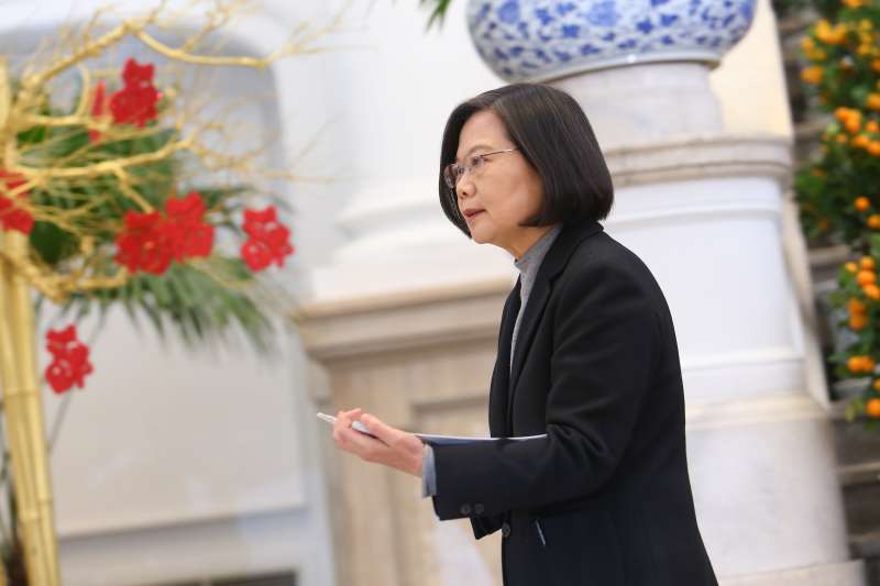 武漢肺炎》8措施因應經濟衝擊 蔡英文指示行政院研議規劃特別預算-風傳媒