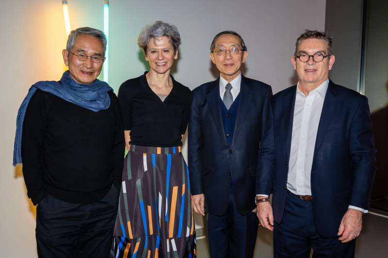 左起為林懷民、瑪克蘿、駐英國代表處大使林永樂及三一拉邦校長安東尼鮑恩。(圖/文化部提供) 左起為林懷民、瑪克蘿、駐英國代表處大使林永樂及三一拉邦校長安東尼鮑恩。(圖/文化部提供)