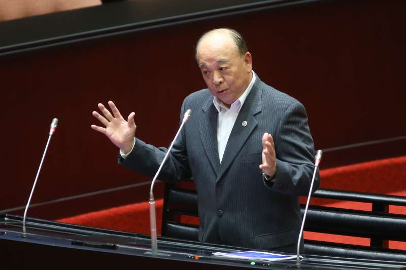 20200324-國民黨立委吳斯懷24日於立院質詢。(顏麟宇攝) 20200324-國民黨立委吳斯懷24日於立院質詢。(顏麟宇攝)
