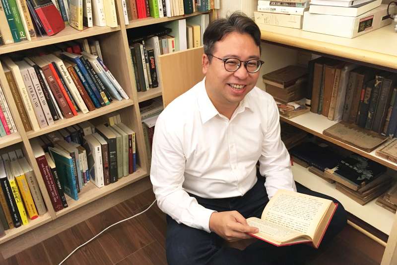 20200403-民進黨立委黃世杰家中有滿滿的書籍,館藏十分驚人。(黃世杰提供) 20200403-民進黨立委黃世杰家中有滿滿的書籍,館藏十分驚人。(黃世杰提供)