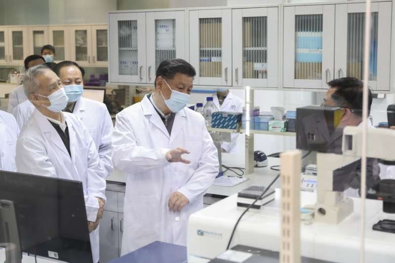 習近平神隱多日後頻頻透過新華社發布視察照。(AP) 習近平神隱多日後頻頻透過新華社發布視察照。(AP)