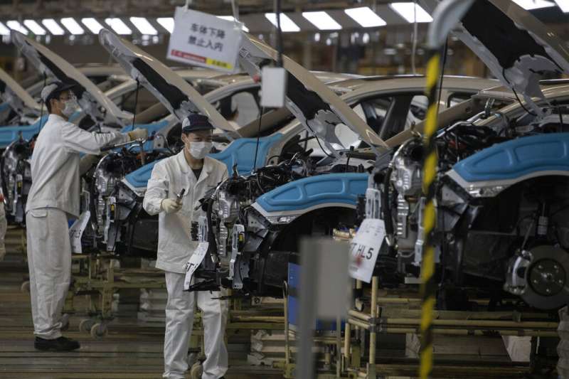 在武漢封城後復工的東風本田汽車工廠。(美聯社) 在武漢封城後復工的東風本田汽車工廠。(美聯社)