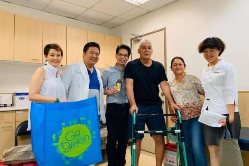 再加Ted就醫照片(周艾齊提供) 再加Ted就醫照片(周艾齊提供)