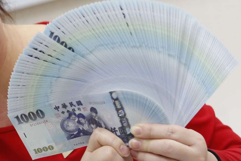 隨優惠稅率即將結束,財政部表示近一個月的申請案件量明顯增加。(郭晉瑋攝)