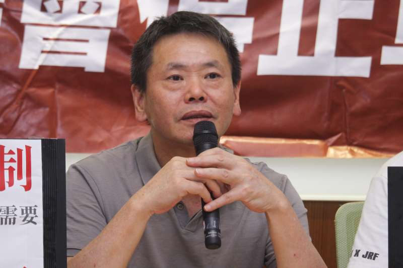 20200720-民間司法改革基金會召開「抗議立院臨時會排入國民參審法案」記者會,圖為立委林為洲。(蔡親傑攝) 20200720-民間司法改革基金會召開「抗議立院臨時會排入國民參審法案」記者會,圖為立委林為洲。(蔡親傑攝)