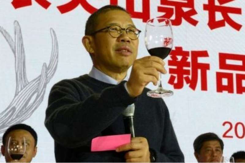 300字讀電子報》中國新首富誕生！「農夫山泉」鐘睒睒的平民致富傳奇-風傳媒