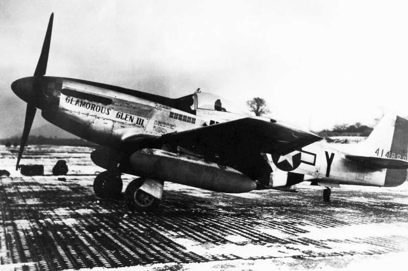 美國空軍傳奇試飛員葉格(Chuck Yeager)二戰時期駕駛的P-51野馬式戰鬥機(Wikipedia / Public Domain) 美國空軍傳奇試飛員葉格(Chuck Yeager)二戰時期駕駛的P-51野馬式戰鬥機(Wikipedia / Public Domain)