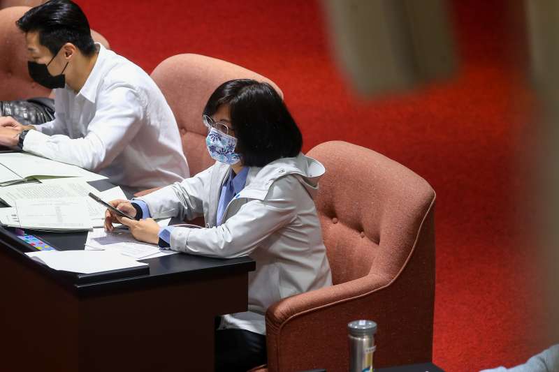 萊豬跑票3綠委被停權1年 民進黨中評會:再犯停3年影響提名-風傳媒