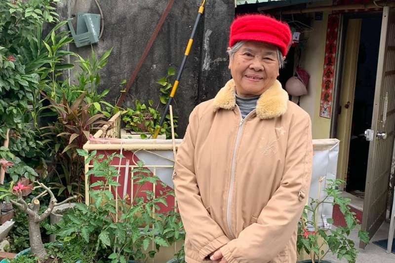 作者在今年冬季去了一趟雞母山旁的「豬籠城寨」探慰兩位女士;一位是上士的遺孀謝秋梅(見圖),另一位是抗日名將陳克球中將的女兒陳仲云。(作者廖念漢提供) 作者在今年冬季去了一趟雞母山旁的「豬籠城寨」探慰兩位女士;一位是上士的遺孀謝秋梅(見圖),另一位是抗日名將陳克球中將的女兒陳仲云。(作者廖念漢提供)