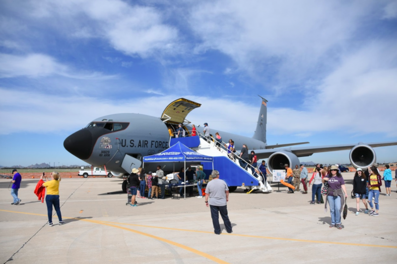 亞利桑那州空中國民兵的KC-135R,來自以與中華民國友好的高華德參議員命名的高華德空中國民兵基地(許劍虹攝) 亞利桑那州空中國民兵的KC-135R,來自以與中華民國友好的高華德參議員命名的高華德空中國民兵基地(許劍虹攝)