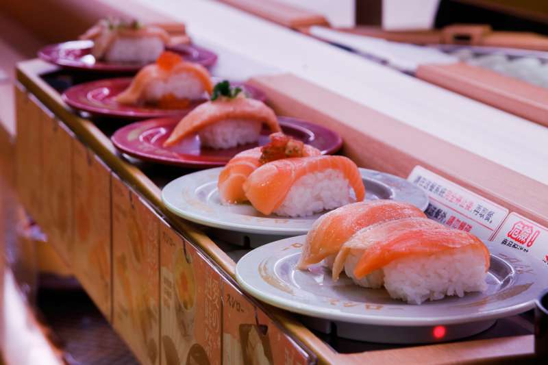 壽司郎員工福利優,員工享店內用餐折扣。(圖片提供:壽司郎)