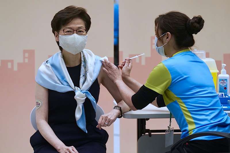 2021年3月,香港特首林鄭月娥接種新冠肺炎疫苗(AP) 2021年3月,香港特首林鄭月娥接種新冠肺炎疫苗(AP)
