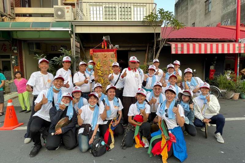 20210413-阮劇團儲備團員參與大甲媽遶境。(取自阮劇團臉書) 20210413-阮劇團儲備團員參與大甲媽遶境。(取自阮劇團臉書)