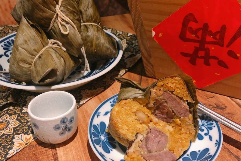 絕對粽意的美味,魔法咖哩嚴選牛肉咖哩粽上市。(圖/業者提供)