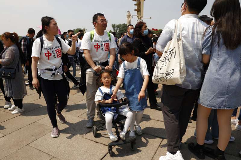 中國人口也面臨少子化與高齡化的雙重挑戰。(美聯社) 中國人口也面臨少子化與高齡化的雙重挑戰。(美聯社)