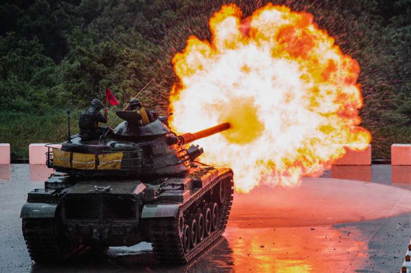 陸軍586旅三軍聯訓基地實彈測考！「火光震撼」場面曝光-風傳媒 - Vimarsana News