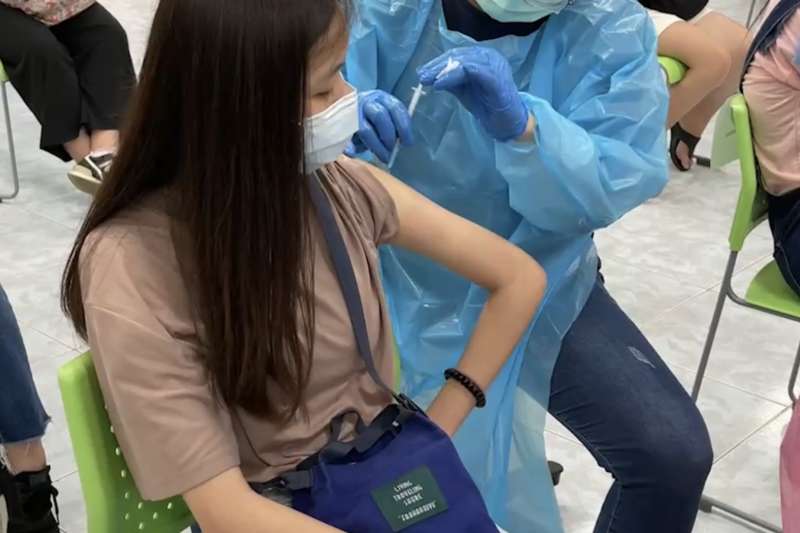 第十輪疫苗預約今開放 加開bnt 3類人符合資格 登記時間到明天下午 風傳媒 第十輪疫苗預約今開放 加開bnt 3類人符合資格 登記時間到明天下午 風傳媒