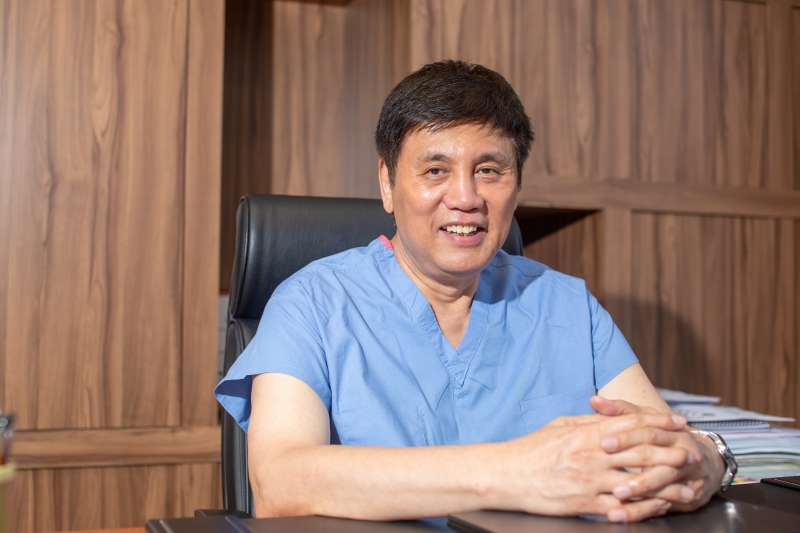 輝景生技醫藥執行長董久源博士宣佈,選定執行 ABV-1505 ADHD 臨床II 期第二部分試驗機構。(圖/業者提供)
