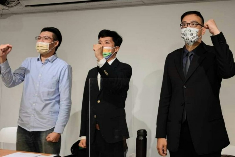 20220519-桃園在地政治團體「新選風連線」19日上午召開記者會,公布桃園市長民調結果。(新選風連線提供) 20220519-桃園在地政治團體「新選風連線」19日上午召開記者會,公布桃園市長民調結果。(新選風連線提供)