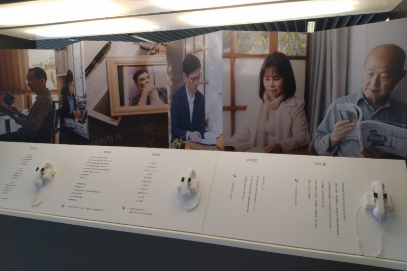 「適合文學的日子─那山那海那屏東」特展,19日起在屏縣總圖4樓屏東文學館展出。(圖/屏東縣政府文化處提供)