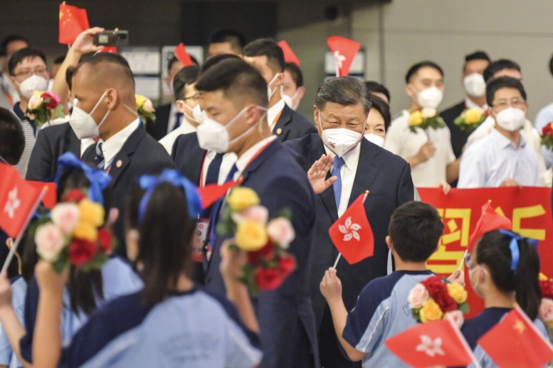 中國國家主席習近平到訪香港卻未在香港過夜，似乎對香港不放心。（美聯社）