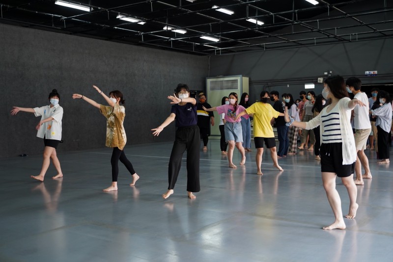 第22屆花樣年華青少年戲劇節7月13日起,共計10天在新北市立圖書館淡水分館登場。(圖/青少年表演藝術聯盟提供)