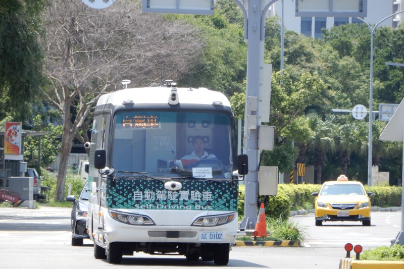 自駕車客服務PoS驗證階段，將邀請相關的政府部門、產業或學校團體等進行試乘體驗。（圖／新竹縣政府提供）