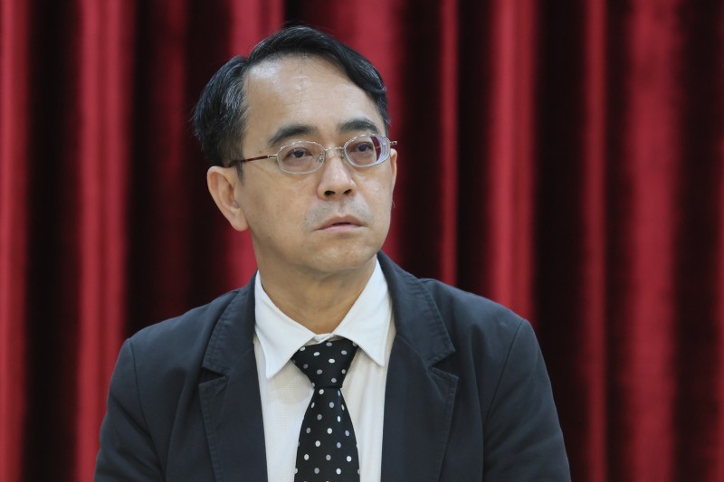 長庚醫院醫師顏宗海29日出席寶林茶室案進度說明記者會。（柯承惠攝）