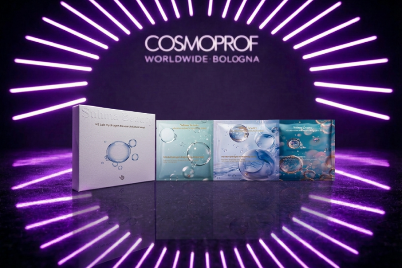 Suhwa Beauty 水映美 現場展示「雙艙式氫芯科技面膜」,透過創新雙劑分艙設計,將面膜與精華液分開保存,並於使用前即時融合。(圖/Suhwa Beauty 水映美提供) Suhwa Beauty 水映美 現場展示「雙艙式氫芯科技面膜」,透過創新雙劑分艙設計,將面膜與精華液分開保存,並於使用前即時融合。(圖/Suhwa Beauty 水映美提供)