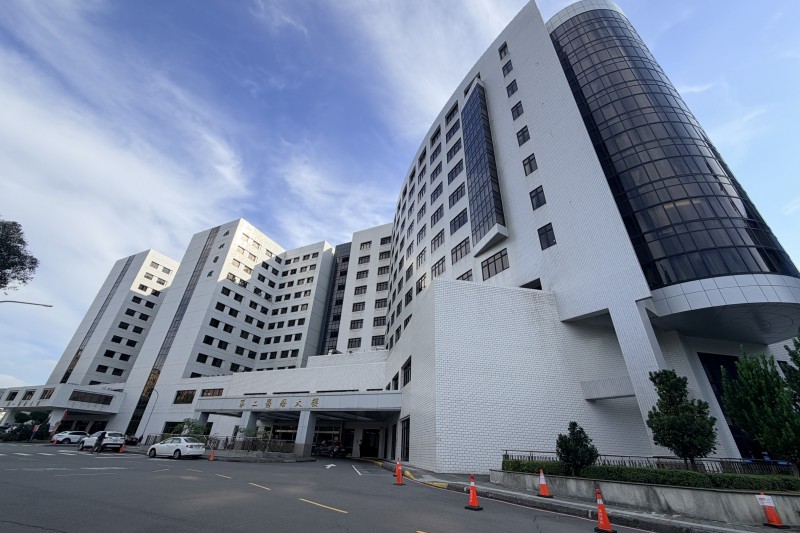 台北市北投區振興醫院，為石牌、明德一帶居民提供醫療服務。隨著人口高齡化，醫療資源的可近性也逐漸成為民眾選擇居住地點的考量之一。(圖/業者提供)