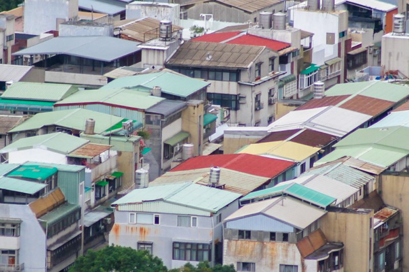 風數據公宅專題-中古宅專題,頂樓加蓋。(曾原信攝) 風數據公宅專題-中古宅專題,頂樓加蓋。(曾原信攝)