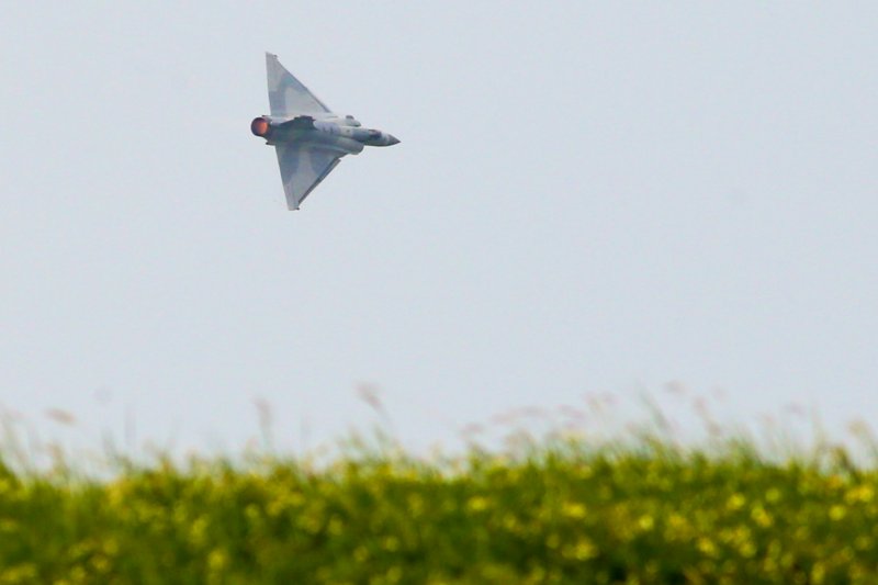 20151119-空軍新竹基地紀念新竹戰役戰機性能展演營區開放.A.幻象2000戰機(陳明仁攝) 20151119-空軍新竹基地紀念新竹戰役戰機性能展演營區開放.A.幻象2000戰機(陳明仁攝)