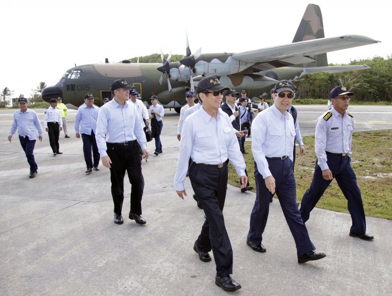 馬英九總統日前搭專機飛抵南沙太平島巡視（總統府）