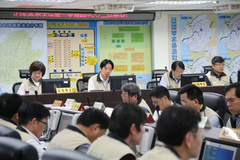 台南市長賴清德12日上午召開「0206震災災害應變中心指揮官工作會議」(賴清德臉書) 台南市長賴清德12日上午召開「0206震災災害應變中心指揮官工作會議」(賴清德臉書)
