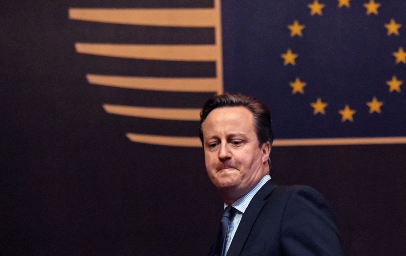英國首相卡麥隆2月於布魯塞爾參加歐盟峰會(美聯社) 英國首相卡麥隆2月於布魯塞爾參加歐盟峰會(美聯社)