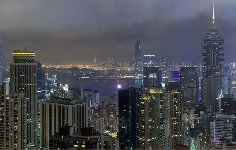 灣仔夜景( CarolSpears /維基百科) 灣仔夜景( CarolSpears /維基百科)